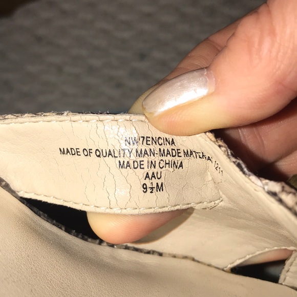Nine West Snake Skin Wedge - Picture 5 of 5